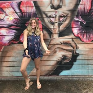 Meet your Posher, Ela